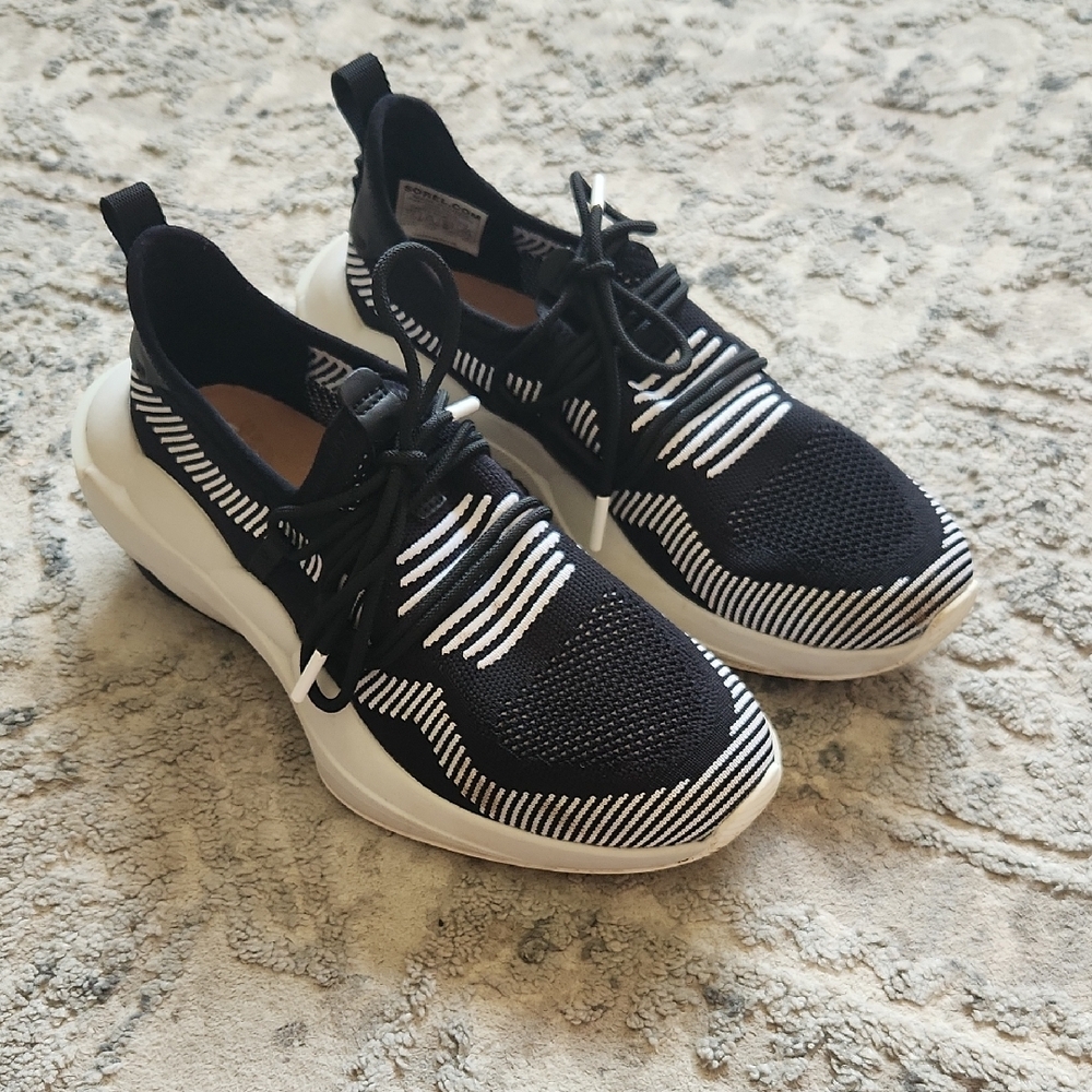 Sorel Sneakers